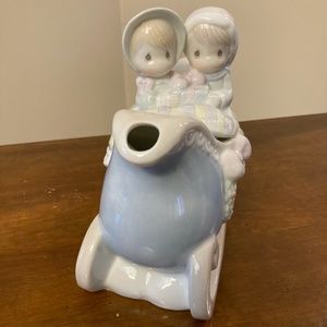 Precious Moments vintage 1997 teapot.